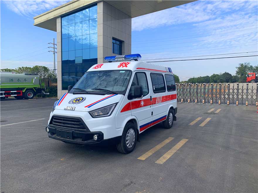 国六-福特特顺监护型救护车-CLW5042XJHCD6