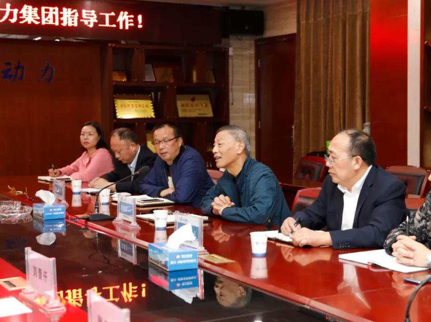 福田国际总裁马仁涛带领高级别商务团队莅临程力汽车集团